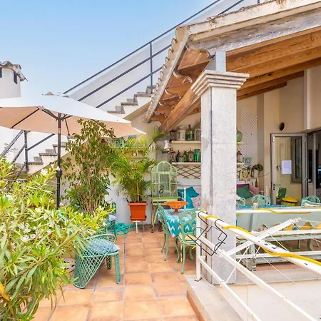 Rosalias House - Beautiful House With Jacuzzi And Free Wi-fi Alpesi faház *